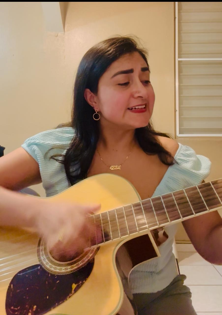 Play guitar